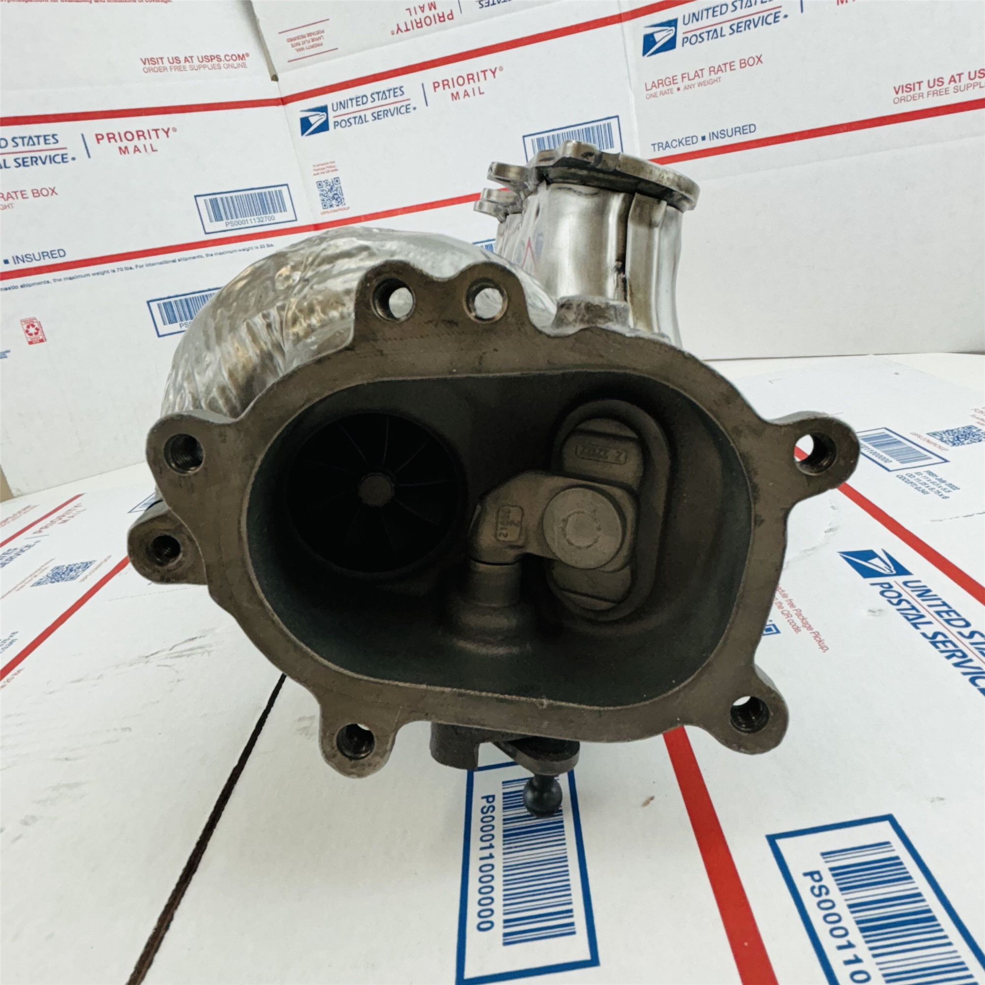 Refurbished turbocharger 079145721A For Audi S8 A8 4.0 TFSI S8, 4.0T V8 Left