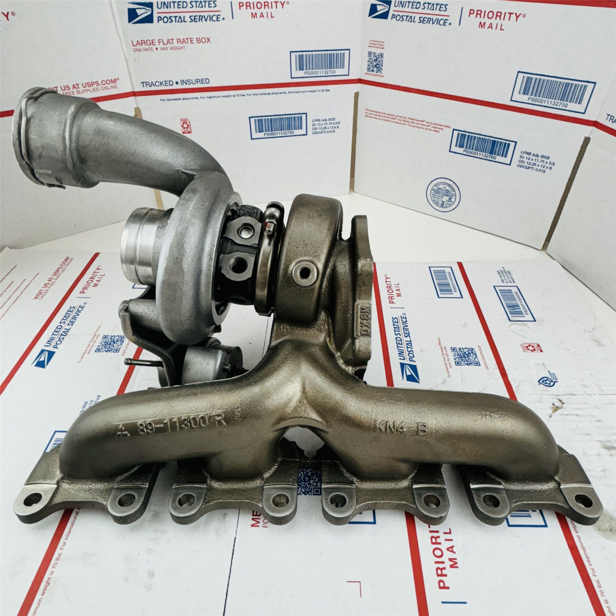 TD04HL4A-18T Turbo 49389-01500 948.123.025.75 94812302575AS00 turbocharger for  Porsche Panamera 970, Cayenne, 948-FL V8 Right Side