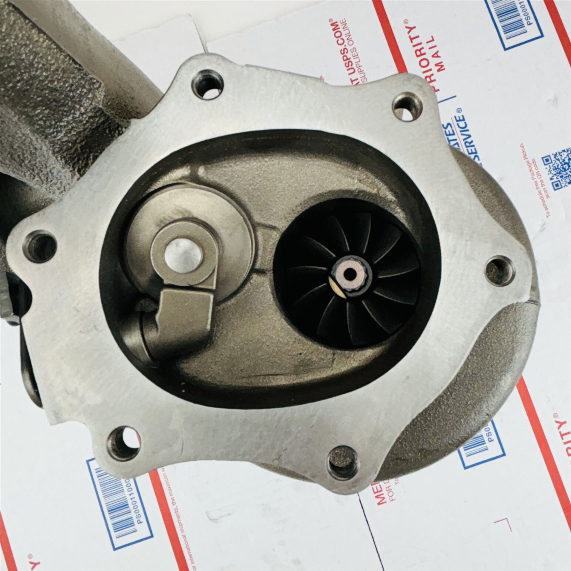 TD04HL4A-18T Turbo 49389-01500 948.123.025.75 94812302575AS00 turbocharger for  Porsche Panamera 970, Cayenne, 948-FL V8 Right Side