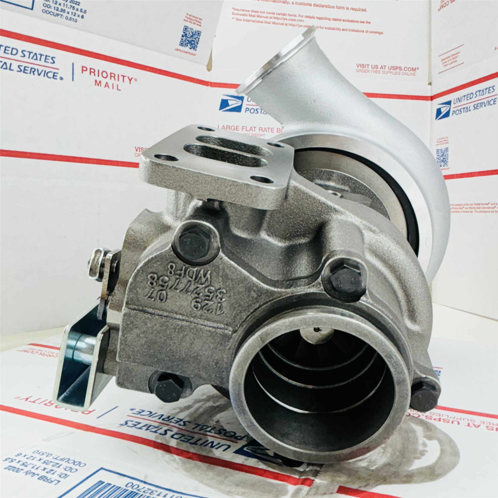 HE351W Turbo 4043980 4955908 4043982 2834176 For Cummins Truck ISDE6