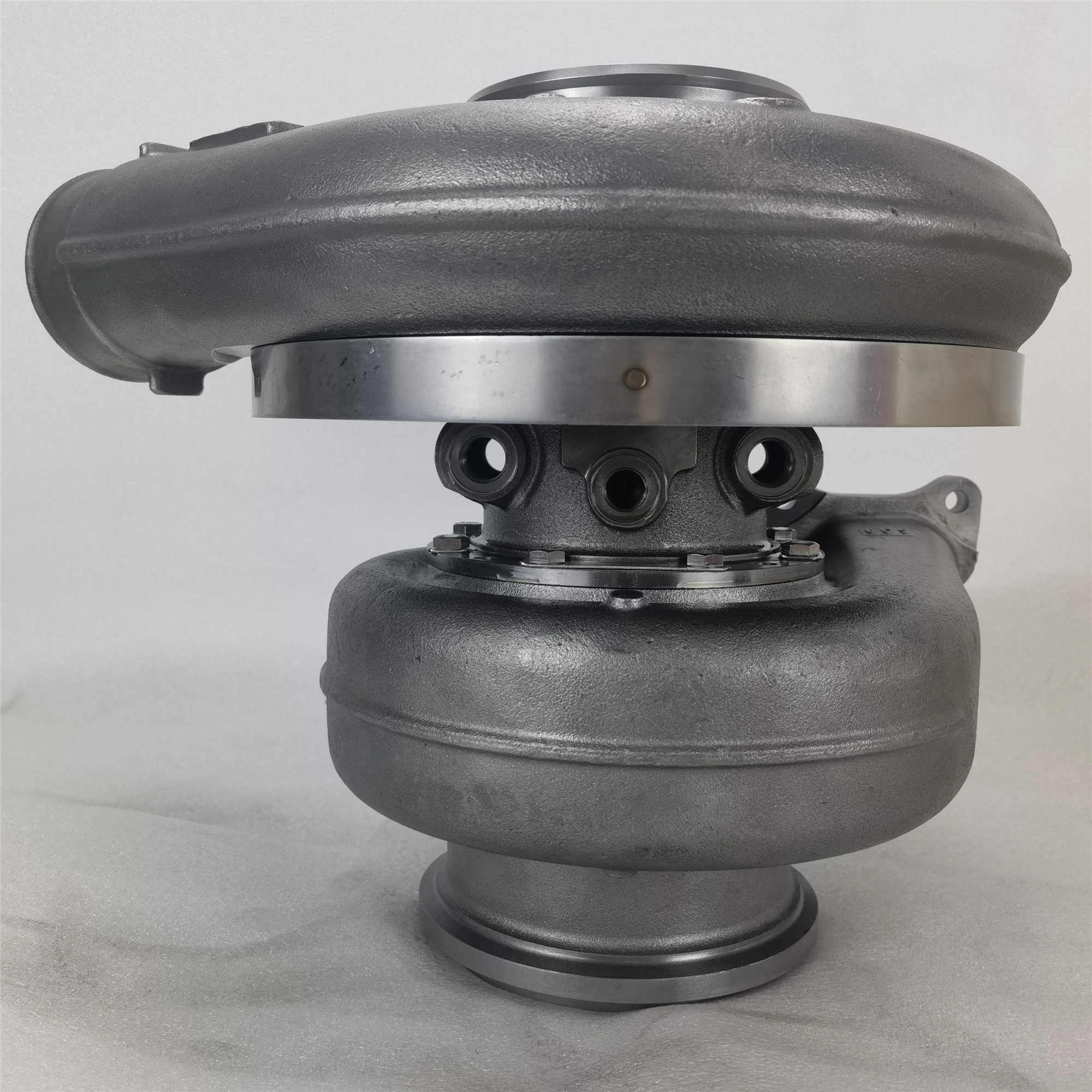 New HX82 HX83 turbocharger 4089756 4042816 4042817 4955289 For Cummins QSK60