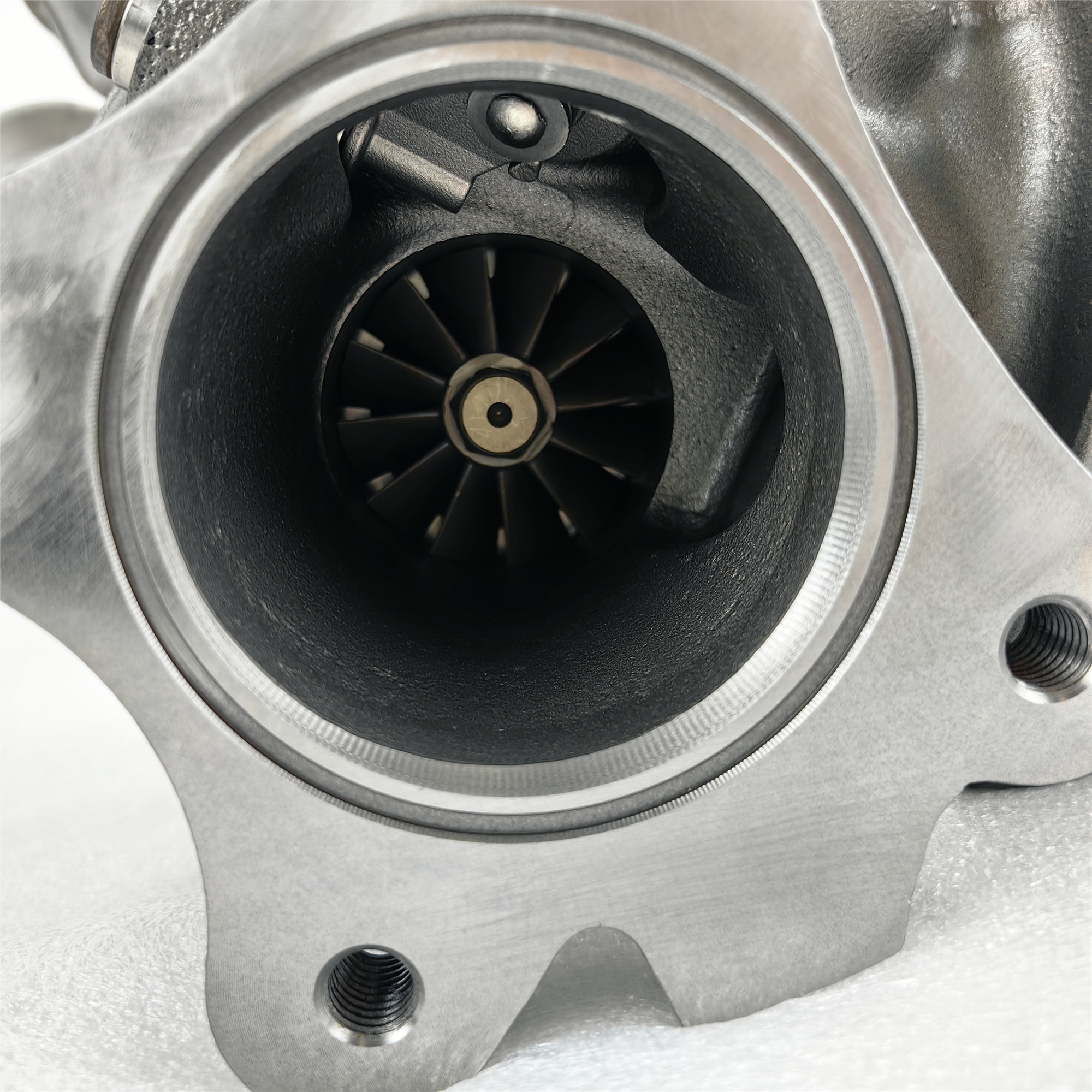 New Turbo 11559700049 11559880049 For International MaxxForce DT I354 DT570 9.3L