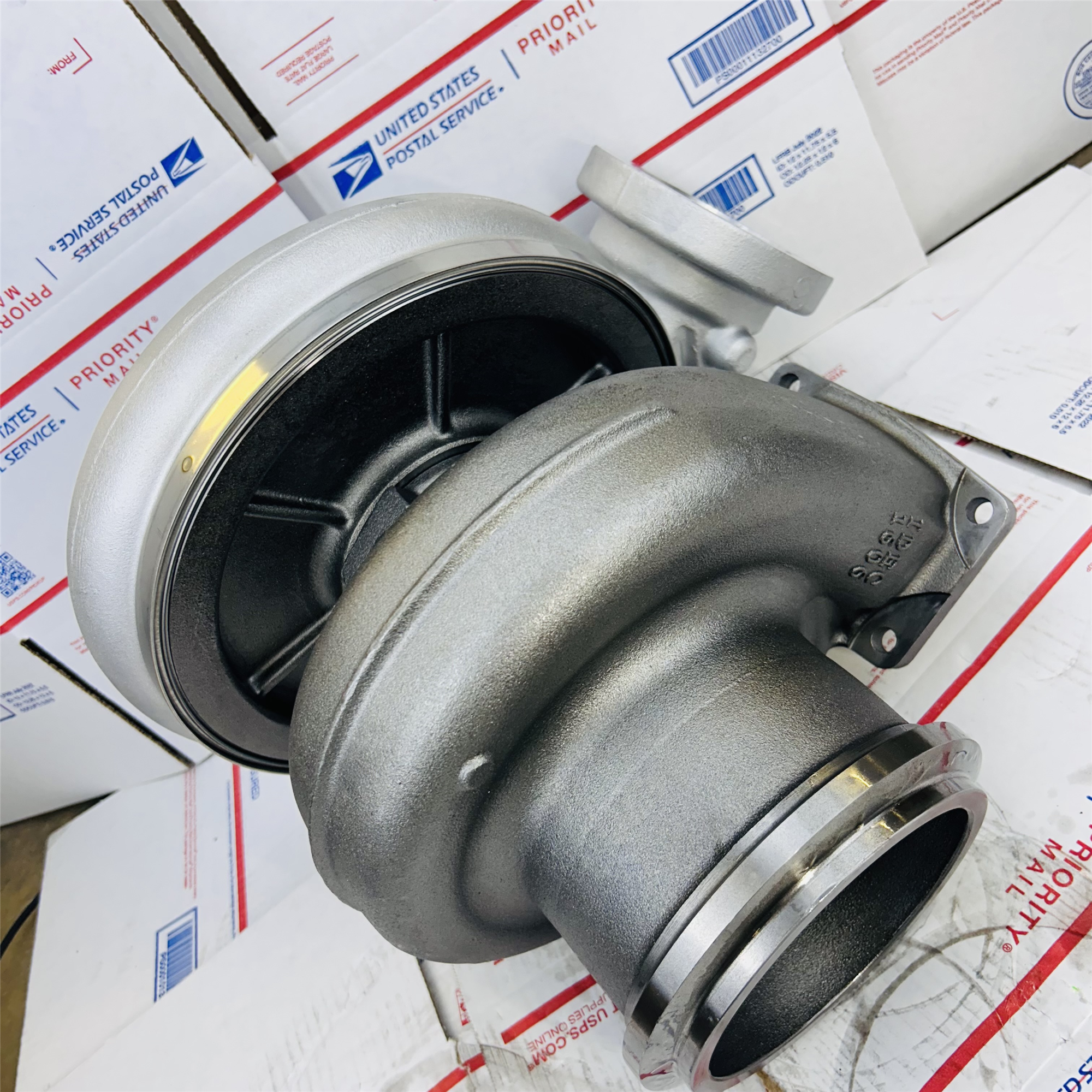 NEW TURBO HX82 3594195 For Cummins Various Generator Construction QSX15-G4