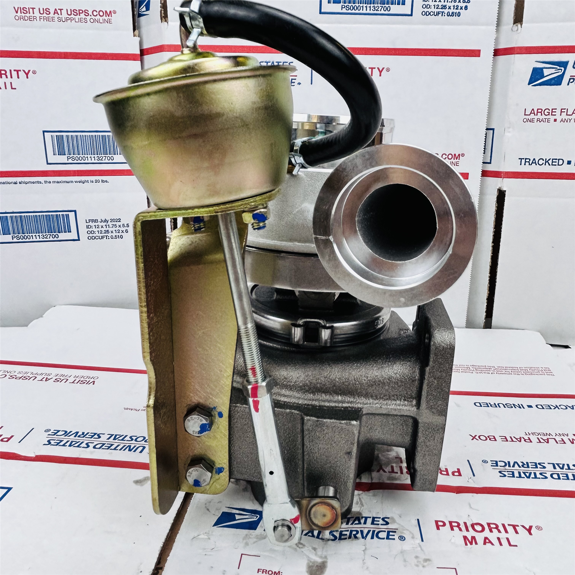 B1G turbo 11589880000 11589700000 04294260KZ turbocharger for Volvo-Penta Industrial Engine with TCD2013L04-2V Euro-3 Engine