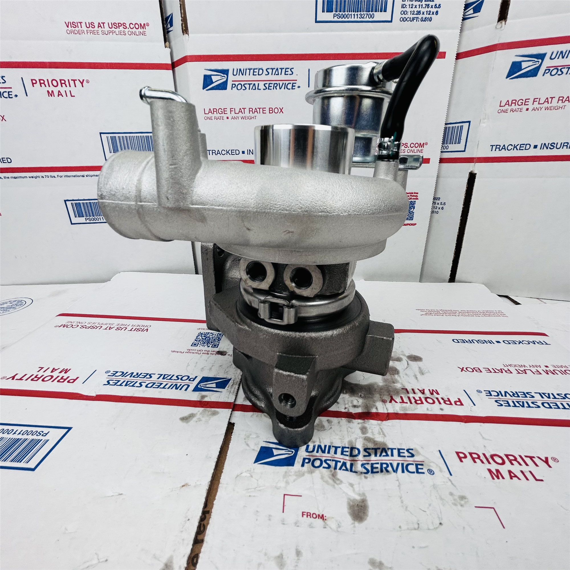 New TF035HM Turbo 49135-03310 4913503310 ME202966 For Mitsubishi Pajero 4M40