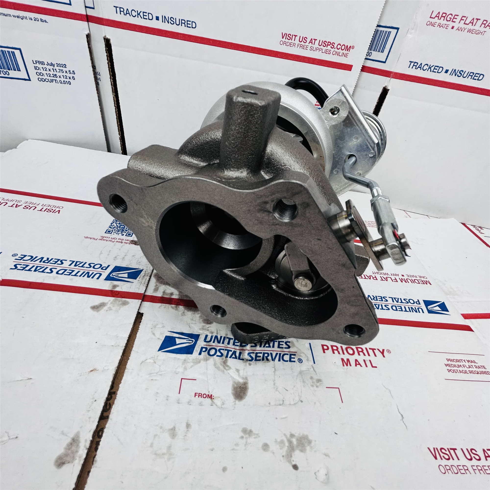 New TF035HM Turbo 49135-03310 4913503310 ME202966 For Mitsubishi Pajero 4M40