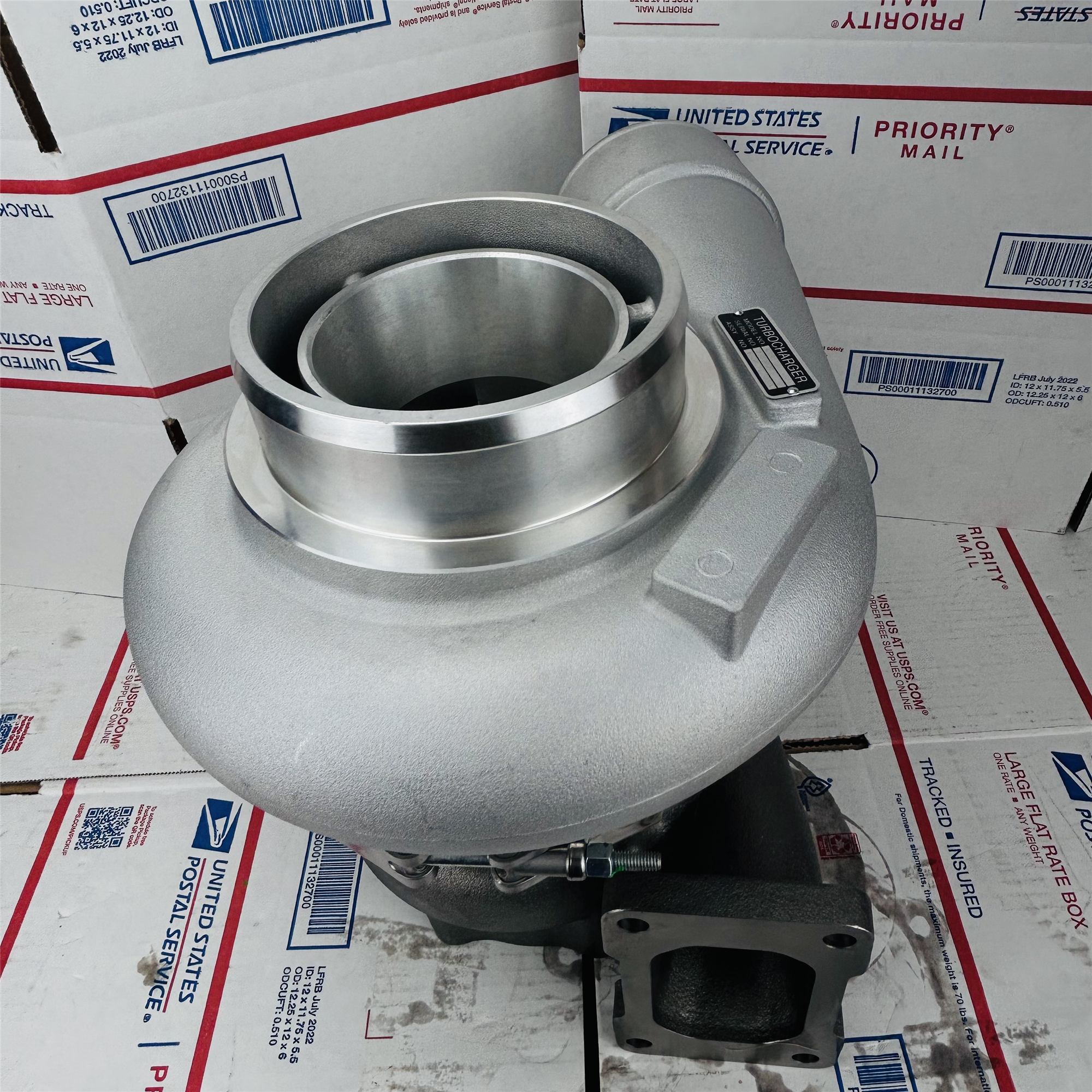 NEW Turbocharger 6505-71-5030 6505715030 for Komatsu D275A-3 D275A-5 S6D140