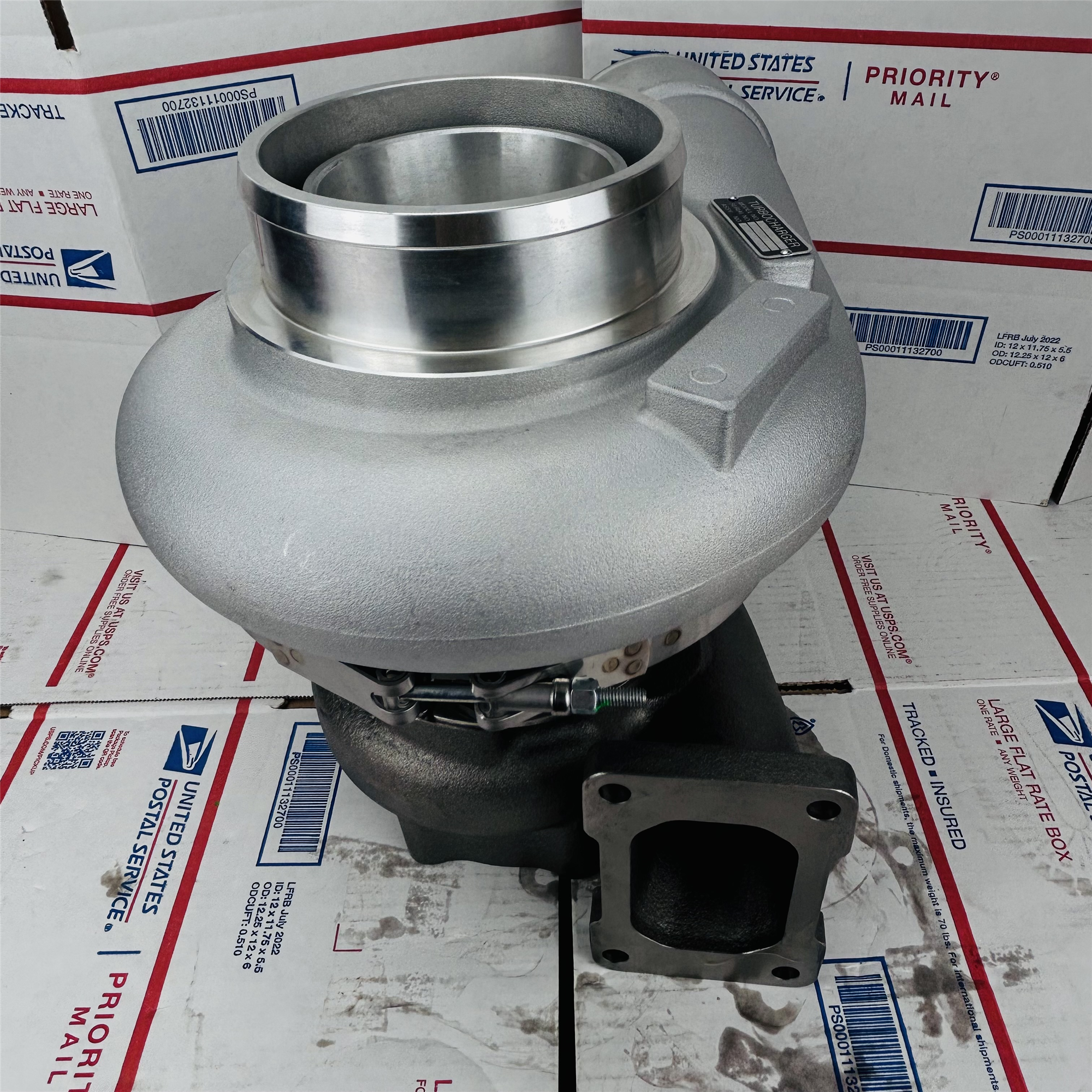 NEW Turbocharger 6505-71-5030 6505715030 for Komatsu D275A-3 D275A-5 S6D140