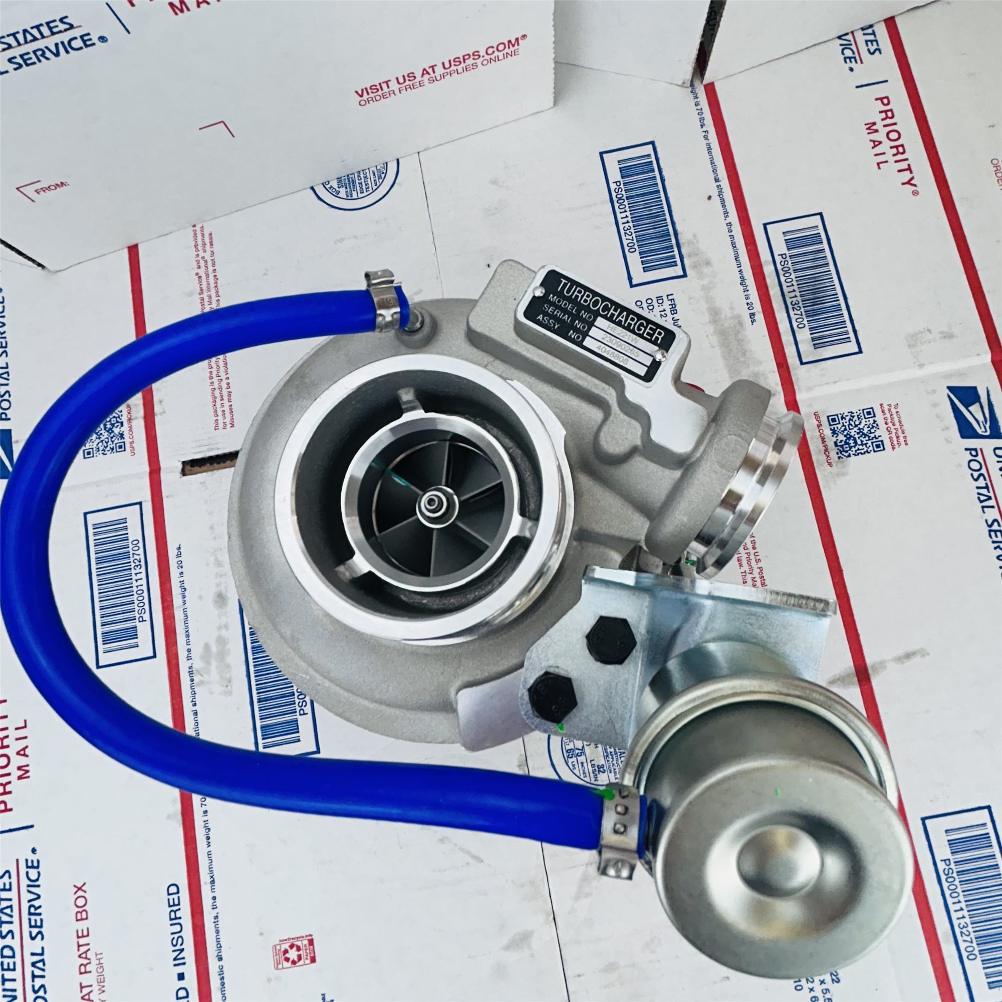NEW TURBO HE221W Turbocharger 4040560 4048808 FOR Cummins HMRO QSB
