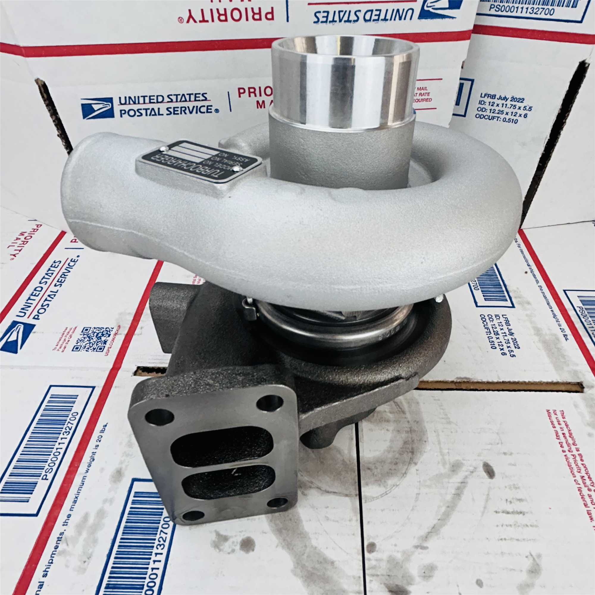 NEW TURBO TD06H-16M 49179-02300 For Caterpillar 3066 Earth Moving 3066T