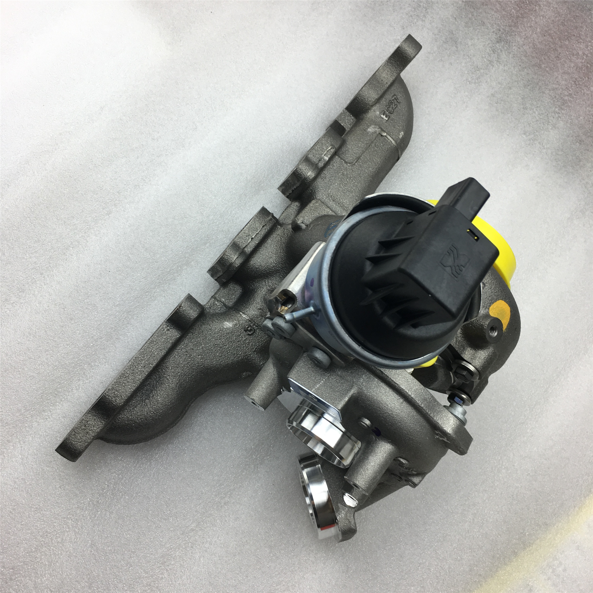 BV40 Turbo 54409880005 03L253056E 03L253056G turbocharger for Volkswagen Ibiza V 2.0 TDI Engine 2.0L TDI-CR