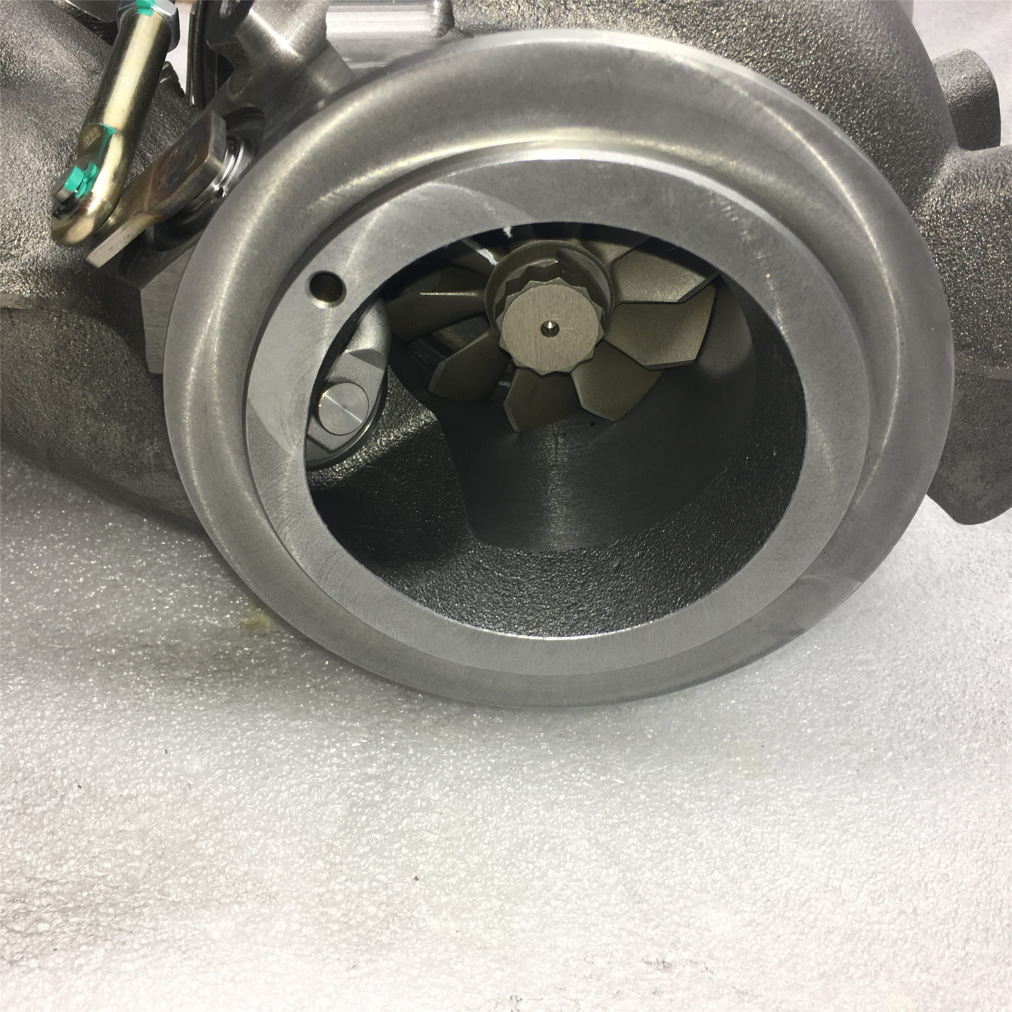 New Turbocharger B3G 13879980066 1745750 For DAF Bus 13L MX300 engine