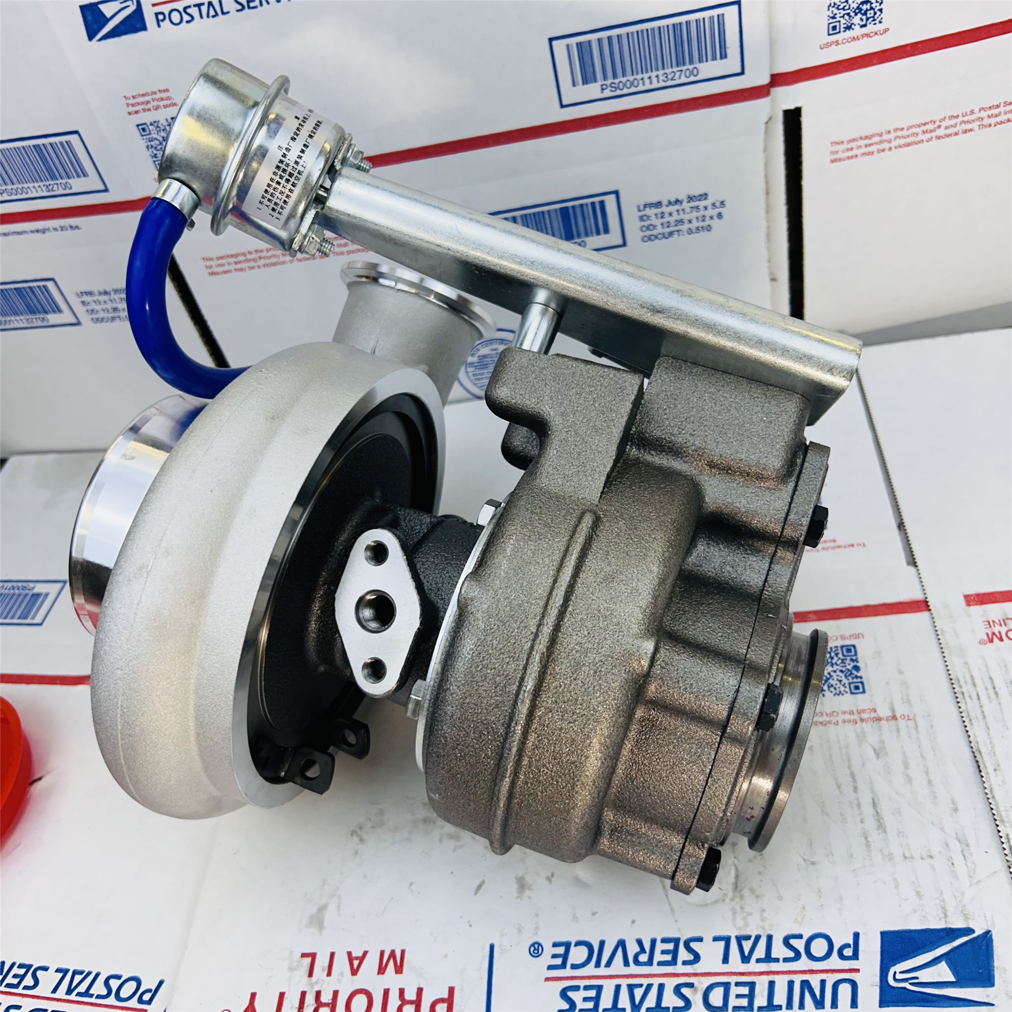 Turbo HX35W 14030312103 3538881 Turbocharger for Cummins 6BTAA ISB 5.9L 250HP