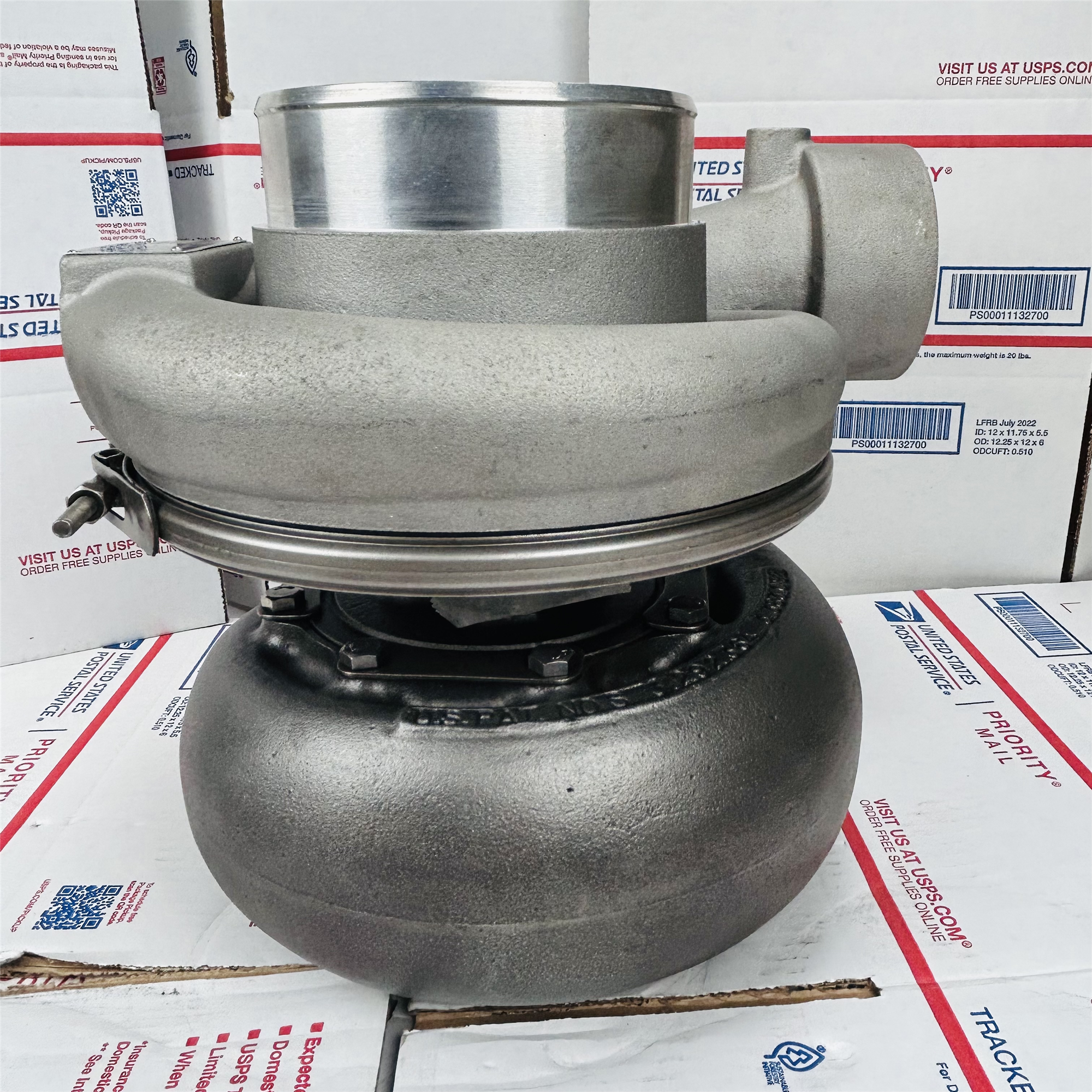 NEW Turbo T18A73 3004586 408820-0017 For Cummins Highway Truck KTC-450